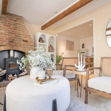 Adorable 2 Bedroom Guest House Hawkhurst Esterno foto
