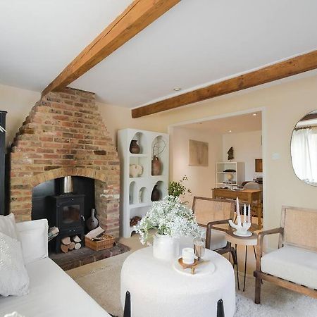 Adorable 2 Bedroom Guest House Hawkhurst Esterno foto